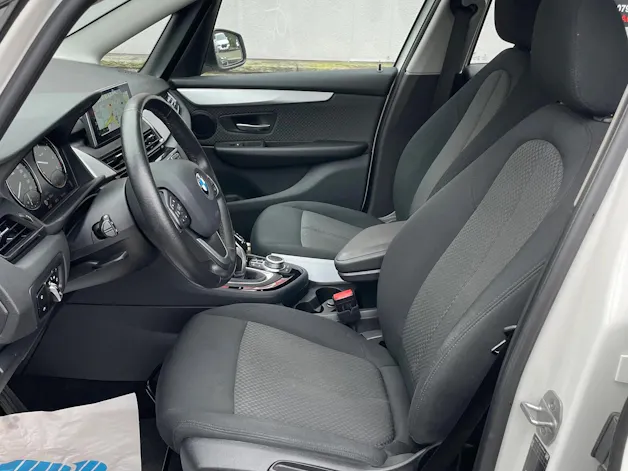 BMW 218d xDrive Gran Tourer Steptronic *CH-FAHRZEUG / ANHÄNGERKUPPLUNG / 7 SITZE / 12 MONATE GARANTIE*