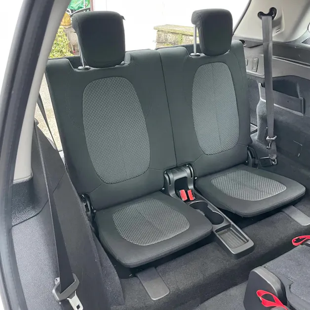BMW 218d xDrive Gran Tourer Steptronic *CH-FAHRZEUG / ANHÄNGERKUPPLUNG / 7 SITZE / 12 MONATE GARANTIE*