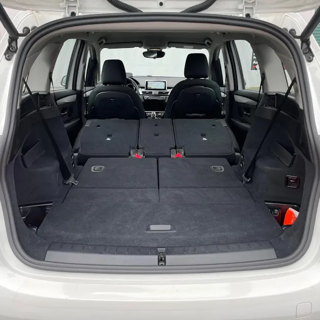 BMW 218d xDrive Gran Tourer Steptronic *CH-FAHRZEUG / ANHÄNGERKUPPLUNG / 7 SITZE / 12 MONATE GARANTIE*