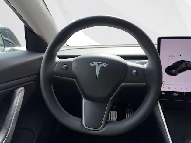 Tesla Model 3 Performance D