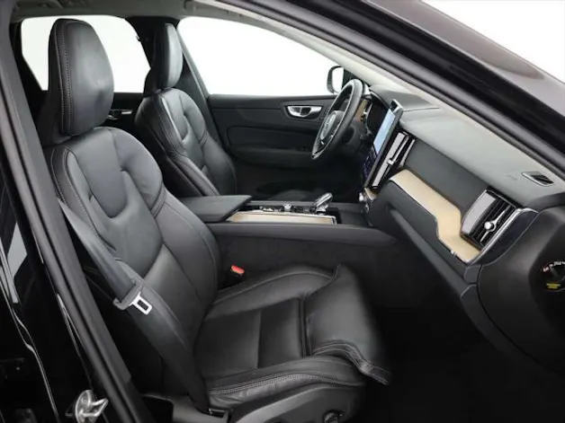 Volvo XC60 T8 eAWD PluginHybrid Plus Dark Geartronic