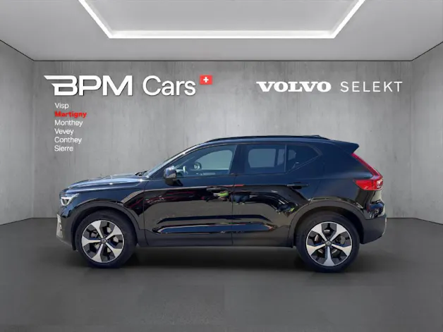 Volvo XC40 2.0 B3 MH Plus Dark