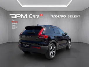 Volvo XC40 2.0 B3 MH Plus Dark