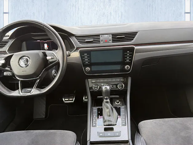 Škoda Superb Combi 2.0 TDi SportLine 4x4 DSG
