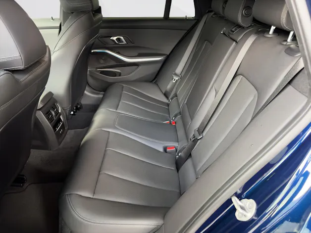 BMW 320d xDrive Touring