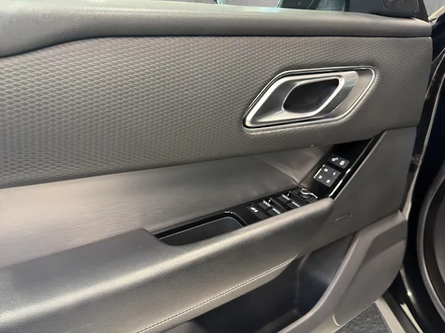 Land Rover Range Rover Velar R-Dynamic D 300 S Automatic
