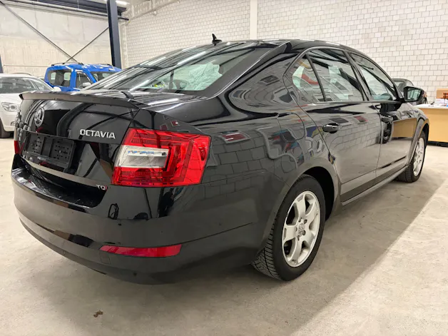 Škoda Octavia 2.0 TDI Elegance DSG