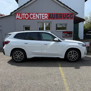 BMW X1 xDrive 20d 48V M Sport *PANORAMA-DACH / ANHÄNGERKUPPLUNG / CH-FAHRZEUG*