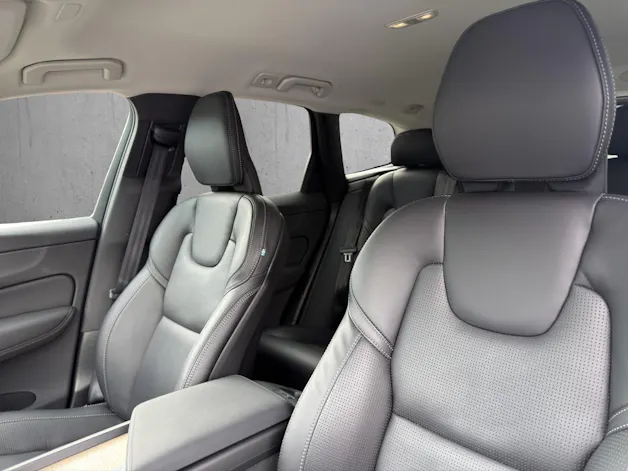 Volvo XC60 T6 eAWD PluginHybrid Plus Dark Geartronic