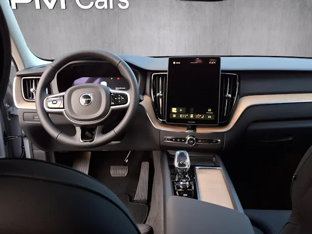 Volvo XC60 T6 eAWD PluginHybrid Plus Dark Geartronic
