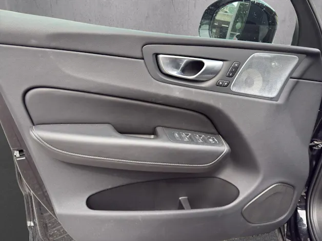 VOLVO XC60 T8 eAWD PluginHybrid Black Edition Geartronic