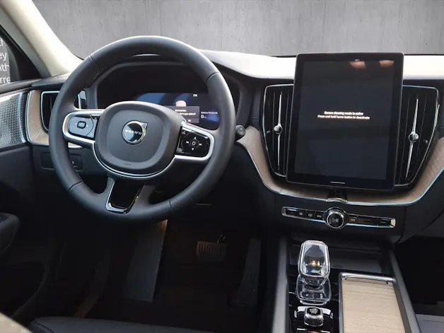 Volvo XC60 T6 eAWD PluginHybrid Ultra Dark Geartronic
