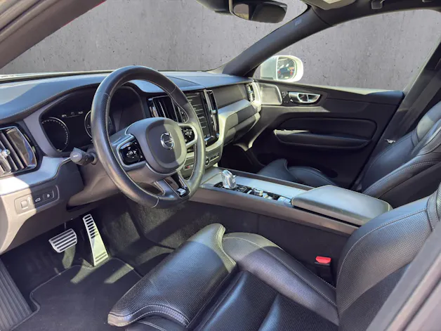 Volvo XC60 T8 eAWD R-Design Geartronic