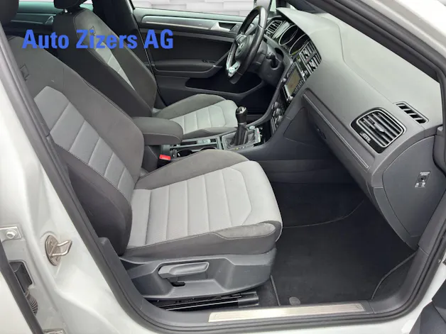 VW Golf 2.0 TDI Lounge R-Line 4Motion