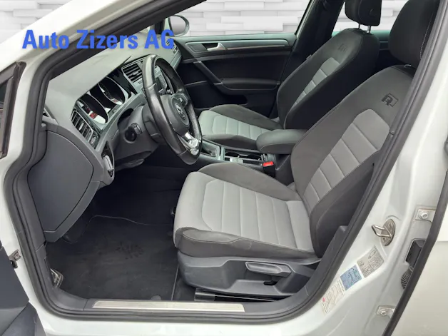 VW Golf 2.0 TDI Lounge R-Line 4Motion