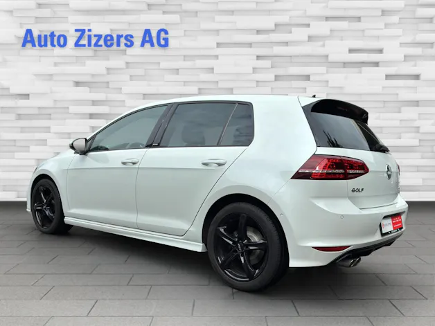 VW Golf 2.0 TDI Lounge R-Line 4Motion