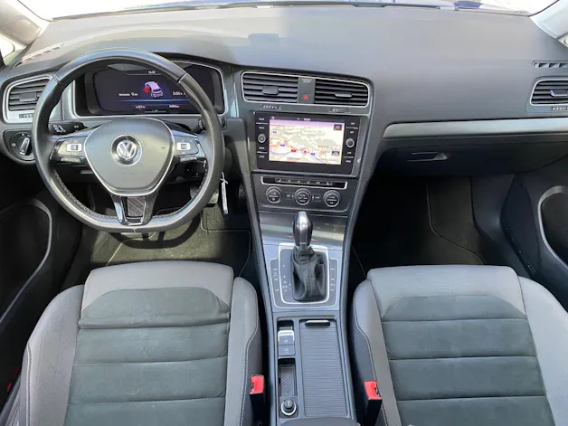 VW Golf 2.0 TDI Highline 4Motion DSG