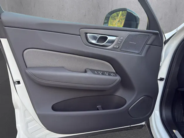 Volvo XC60 T8 eAWD PluginHybrid Black Edition Geartronic
