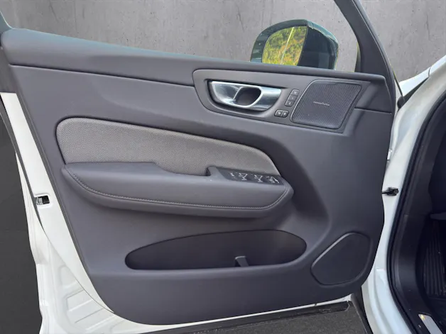 VOLVO XC60 T8 eAWD PluginHybrid Black Edition Geartronic