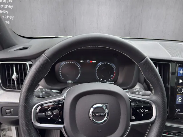 Volvo XC60 T5 AWD R-Design Geartronic