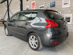 Peugeot 3008 1.6 HDI Business EGS6
