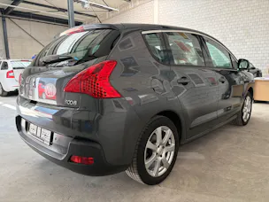 Peugeot 3008 1.6 HDI Business EGS6