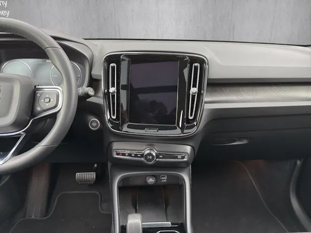 Volvo XC40 T5 PHEV Ultimate Dark DCT