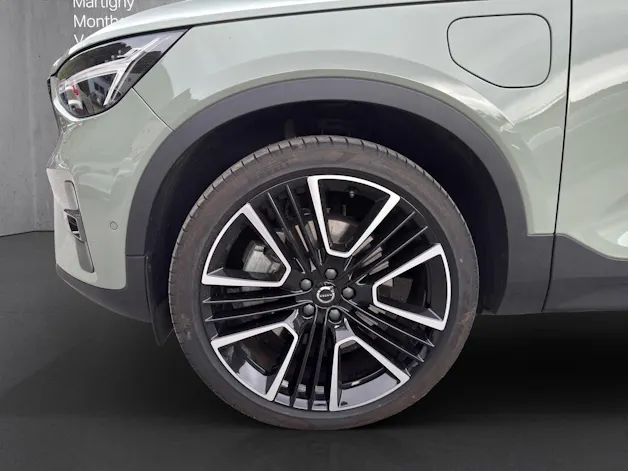 Volvo XC40 T5 PHEV Ultimate Dark DCT