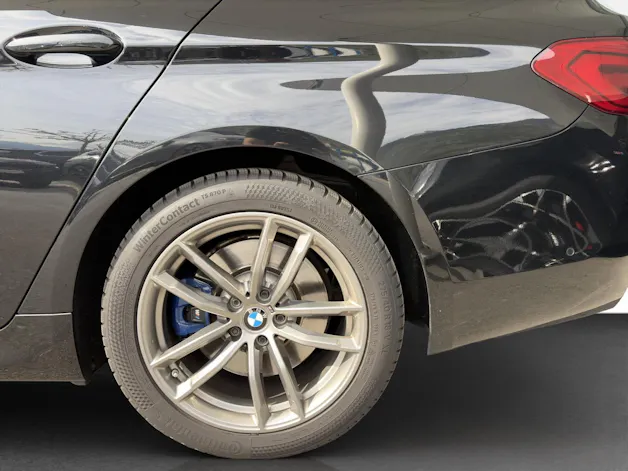 BMW 540i xDrive Touring