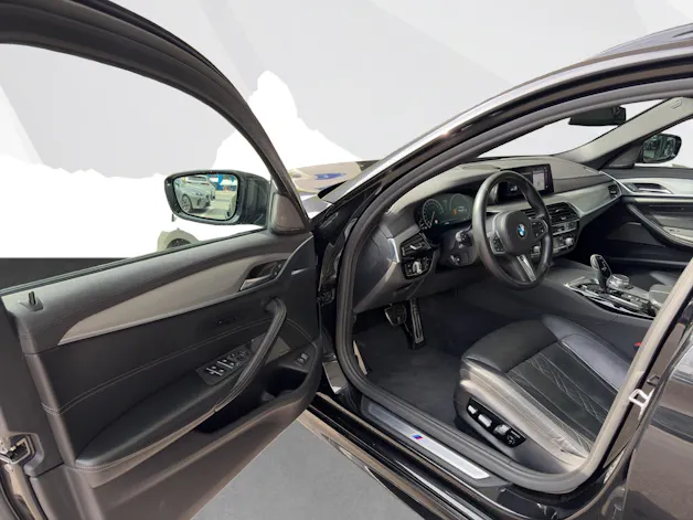 BMW 540i xDrive Touring