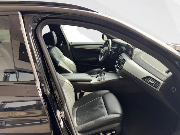 BMW 540i xDrive Touring