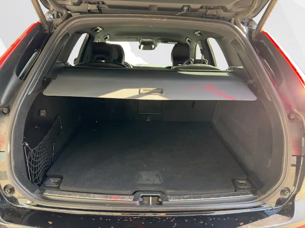 VOLVO XC60 2.0 T6 R-Design AWD