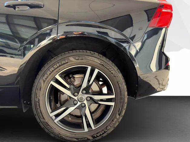 VOLVO XC60 2.0 T6 R-Design AWD