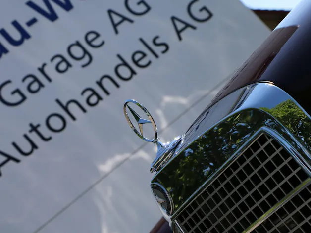 Mercedes-Benz 300 SEL