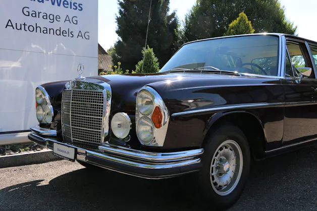 Mercedes-Benz 300 SEL