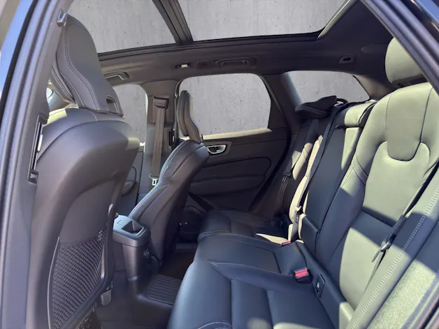 Volvo XC60 T8 eAWD PluginHybrid Ultra Dark Geartronic