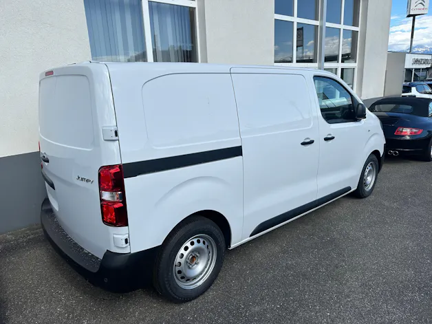 Citroën Jumpy 2.2 BlueHDi 150 M First EAT8