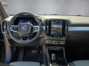 Volvo XC40 B4 Benzin Mild Hybrid Plus Dark DCT