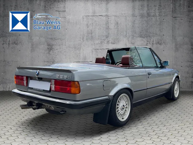 BMW 325i Cabrio