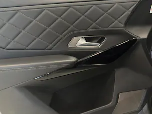 DS Automobiles AUTOMOBILES DS 7 Crossback E-Tense 300 4x4 Rivoli