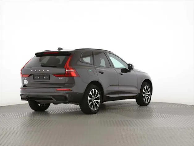 Volvo XC60 B5 Benzin Mild Hybrid AWD Plus Dark Geartronic