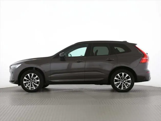 Volvo XC60 B5 Benzin Mild Hybrid AWD Plus Dark Geartronic