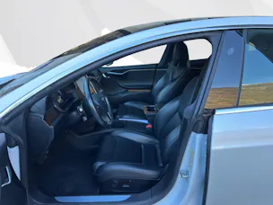 Tesla Model S 100 D