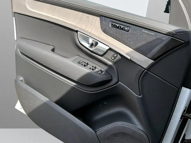 Volvo XC90 T8 eAWD PluginHybrid Ultra Dark Geartronic