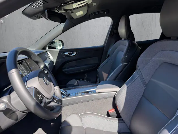 Volvo XC60 2.0 B5 MH Plus Dark AWD