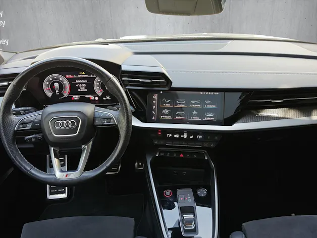 Audi S3 Sportback 2.0 TFSI quattro S-tronic