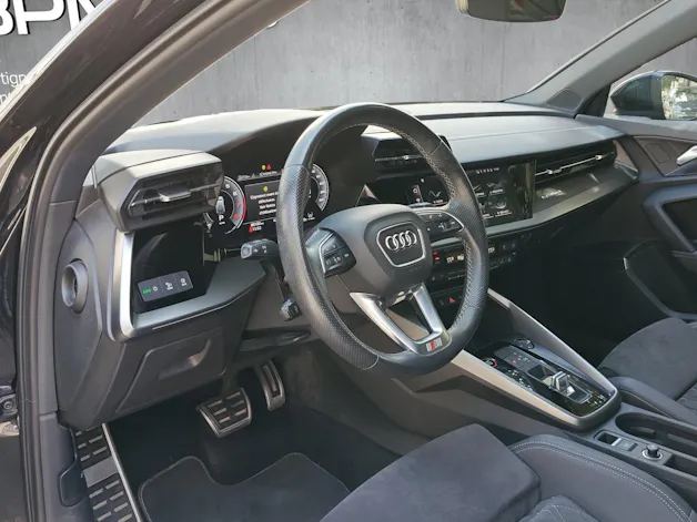 Audi S3 Sportback 2.0 TFSI quattro S-tronic