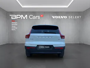 Volvo XC40 B3 Benzin Mild Hybrid Plus Dark DCT