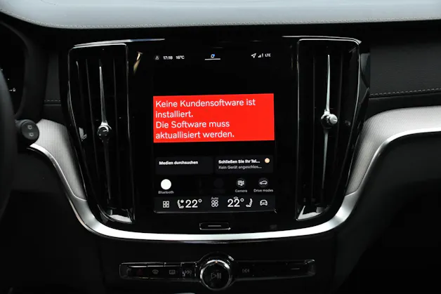 VOLVO V60 T8 eAWD Plug in Hybrid Ultra Dark Geartronic