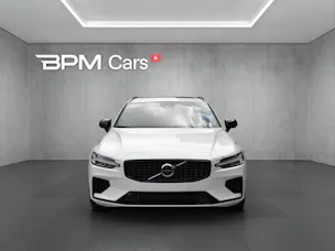Volvo V60 T8 eAWD Plug in Hybrid Ultra Dark Geartronic